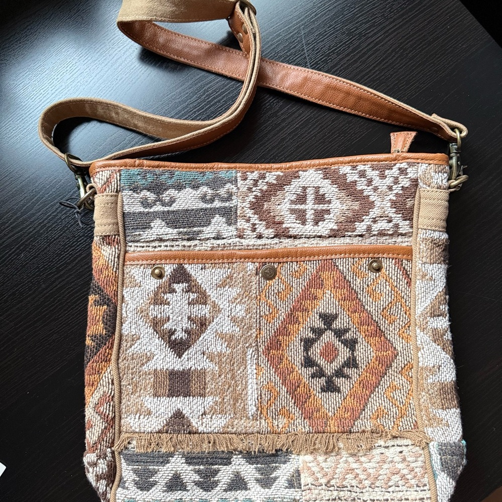 Myra Sonoran Sands Aztec Western Crossbody Bag Boho Woven Canvas NWT - Picture 10 of 11